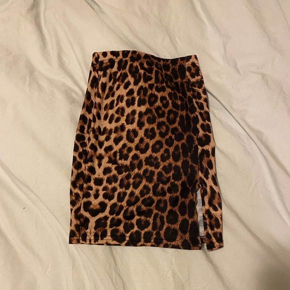 SOLD - Picture 4 of 6